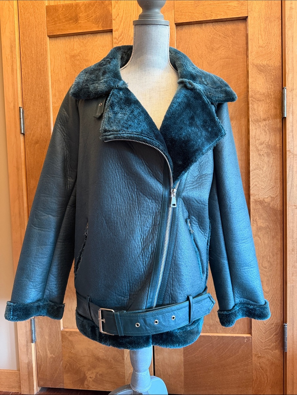 PrettyLittleThing Deep Green Faux-Fur Oversized Bomber Moto Jacket women sz 4